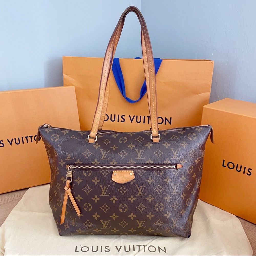 💎✨IENA PM✨💎 Auth Louis Vuitton Shoulder Bag!